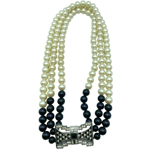 Vintage Givenchy Faux Pearl Black Bead Rhinestone Necklace Art Deco Style Clasp - Picture 9 of 10